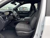 Thumbnail of 2025 White GMC Acadia
