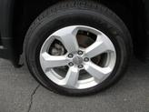 Thumbnail of 2019 Diamond Black Crystal Pearlcoat Jeep Compass