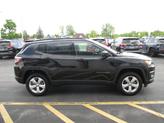 Thumbnail of 2019 Diamond Black Crystal Pearlcoat Jeep Compass