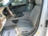 Thumbnail of 2021 White Frost Tricoat GMC Acadia