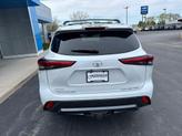 Thumbnail of 2023 Wind Chill Pearl Toyota Highlander