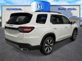 Thumbnail of 2025 Platinum White Pearl Honda Pilot