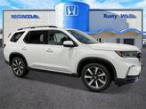 Thumbnail of 2025 Platinum White Pearl Honda Pilot