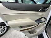 Thumbnail of 2019 White Frost Tricoat GMC Yukon