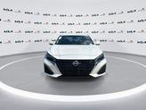 Thumbnail of 2023 Pearl White Tricoat Nissan Altima