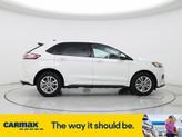 Thumbnail of 2021 White Ford Edge
