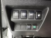Thumbnail of 2019 Glacier White Nissan Rogue