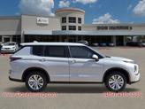 Thumbnail of 2025 White Diamond Mitsubishi Outlander