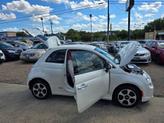 Thumbnail of 2015 Bianco Perla (Pearl White Tri-Coat) FIAT 500e