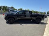 Thumbnail of 2025 Onyx Black GMC Sierra 2500