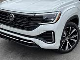 Thumbnail of 2025 Opal White Pearl Volkswagen Atlas