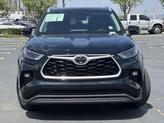 Thumbnail of 2022 Midnight Black Toyota Highlander