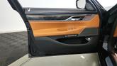Thumbnail of 2018 Carbon Black Metallic BMW 750