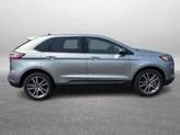 Thumbnail of 2024 Iconic Silver Metallic Ford Edge