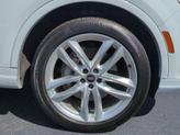 Thumbnail of 2018 Glacier White Audi Q7