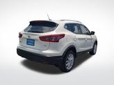 Thumbnail of 2021 Pearl White Tricoat Nissan Rogue Sport