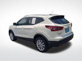 Thumbnail of 2021 Pearl White Tricoat Nissan Rogue Sport