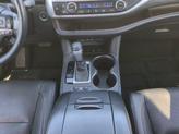 Thumbnail of 2018 Toasted Walnut Pearl Toyota Highlander