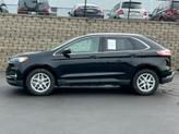 Thumbnail of 2022 Agate Black Metallic Ford Edge