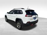 Thumbnail of 2022 Bright White Clearcoat Jeep Cherokee