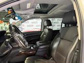 Thumbnail of 2018 White Frost Tricoat GMC Yukon