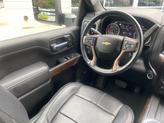 Thumbnail of 2022 Iridescent Pearl Tricoat Chevrolet Silverado 2500