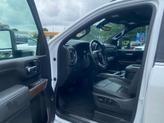 Thumbnail of 2022 Iridescent Pearl Tricoat Chevrolet Silverado 2500
