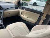 Thumbnail of 2016 Phantom Black Hyundai SONATA
