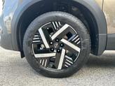 Thumbnail of 2025 Canyon Bronze M Nissan Kicks