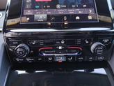 Thumbnail of 2025 Diamond Black Crystal Pearlcoat Jeep Grand Cherokee