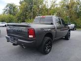 Thumbnail of 2018 Brilliant Black Crystal Pearlcoat RAM 1500