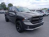 Thumbnail of 2018 Brilliant Black Crystal Pearlcoat RAM 1500