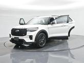 Thumbnail of 2025 Star White Metallic Tri-Coat Ford Explorer