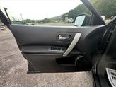 Thumbnail of 2015 MAROON Nissan Rogue Select