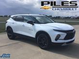 Photo of 2024 Summit White Chevrolet Blazer