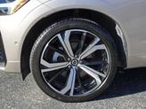 Thumbnail of 2025 Platinum Grey Metallic Volvo XC60