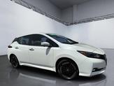 Thumbnail of 2025 Pearl White Tricoat Nissan Leaf