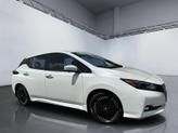 Thumbnail of 2025 Pearl White Tricoat Nissan Leaf