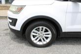 Thumbnail of 2016 White Ford Explorer