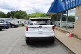Thumbnail of 2016 White Ford Explorer