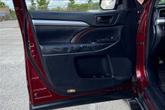 Thumbnail of 2015 Ooh La La Rouge Mica Toyota Highlander