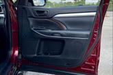 Thumbnail of 2015 Ooh La La Rouge Mica Toyota Highlander
