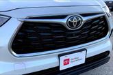 Thumbnail of 2024 Wind Chill Pearl Toyota Highlander