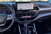 Thumbnail of 2024 Wind Chill Pearl Toyota Highlander