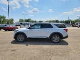 Thumbnail of 2025 Space White Metallic Ford Explorer