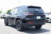 Thumbnail of 2024 Diamond Black Crystal Pearlcoat Jeep Grand Cherokee