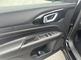 Thumbnail of 2023 Diamond Black Crystal Pearlcoat Jeep Compass