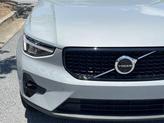 Thumbnail of 2025 Vapour Grey Metallic Volvo XC40