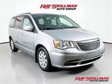 Photo of 2015 Billet Silver Metallic Clearcoat Chrysler Town & Country