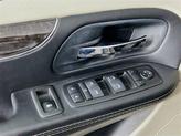 Thumbnail of 2015 Billet Silver Metallic Clearcoat Chrysler Town & Country